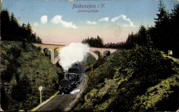 Ak Falkenstein im Vogtland, Lohbergbrücke, Eisenbahn