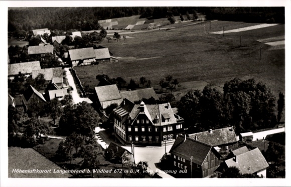 Ak Langenbrand Forbach im Schwarzwald Baden, Höhenluftkurort, Gebäude, Landschaft, Schwarz-Weiß-F