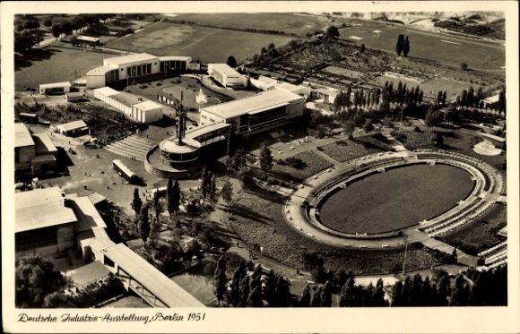 Ak Berlin, Duitse Industrietentoonstelling 1951, luchtfoto, stadion