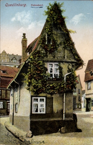 Ak Quedlinburg in het Harzgebergte, Finkenherd, huis met begroeiing