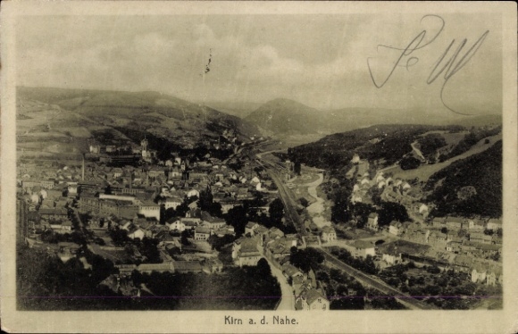 Ak Kirn an der Nahe, Luftaufnahme von Kirn, Flusslandschaft, Berge im Hintergrund