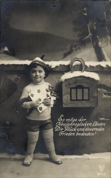 PC New Year, child with letter, mailbox, horseshoe