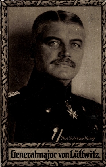 Passepartout Akmajor General von Lüttwitz, portrait, Pour le Mérite medal