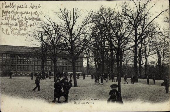 Postcard Vanves Hauts de Seine, Lycee Michelet, Cour des Petits
