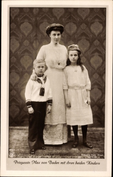 Postcard Princess Max of Baden with Berthold and Marie Alexandra, portrait
