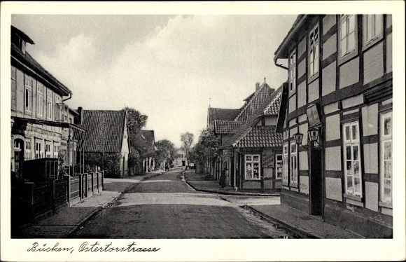 Postcard Bücken in Lower Saxony, Ostertorstrasse, half-timbered houses