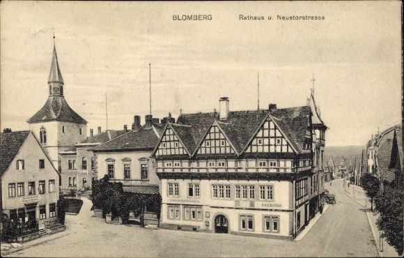 Ak Blomberg, Blick auf das Rathaus, Neuetorstraße, Fachwerkhaus, Turm