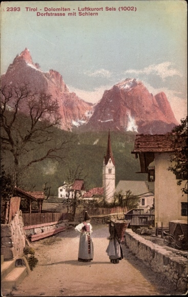 Ak Seis am Schlern Siusi Kastelruth Castelrotto Zuid-Tirol, Dolomieten, dorpsstraat, bewoners, Kircht