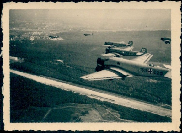 22 photos JG 53,51 Mölders ?, Me 109, Junkers 290, FW 189