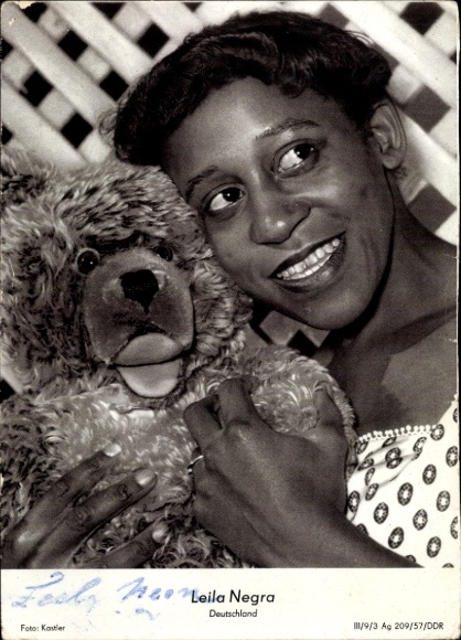 KP piosenkarka i aktorka Leila Negra, portret z Teddym, Marie Nejar