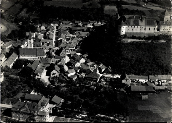 Ak Wörth an der Donau Oberpfalz Bayern, Das Bild zeigt eine Luftaufnahme von Worth an der Dona...