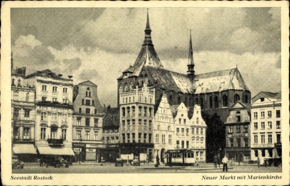 Postcard Rostock in Mecklenburg, Neuer Markt with Marienkirche