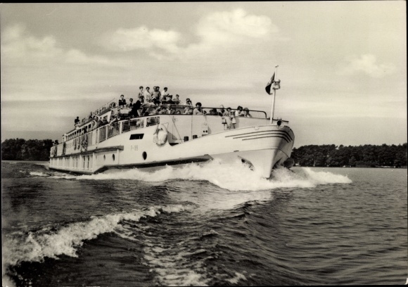 PC Berlin Köpenick, luxury passenger ship of the White Fleet on the Müggelsee