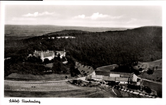Ak Frankenberg an der Eder Hessen, Schloss, Fliegeraufnahme