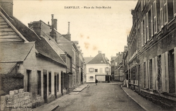 Postcard Damville Eure, Place du Petit Marche