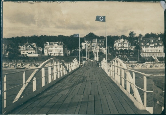 Photo Baltic resort Bansin Heringsdorf on Usedom, on the pier
