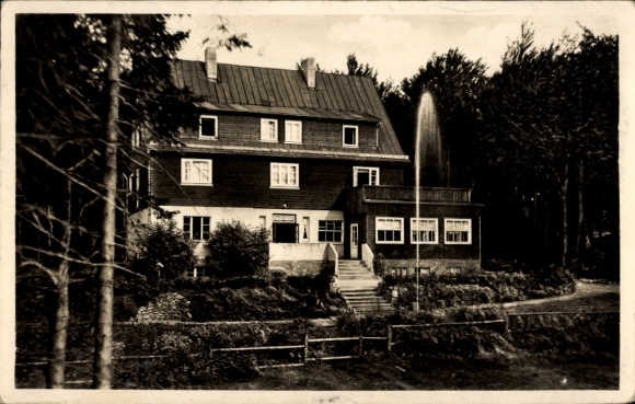 Postcard Brotterode Trusetal in Thuringia, garden view from the Haus am Reitstein
