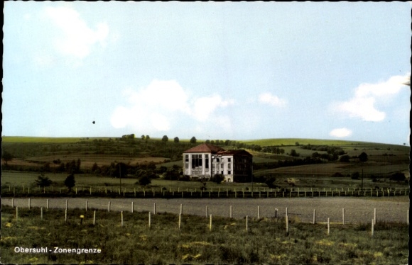 PC Obersuhl Bellers, view of the zone border, building