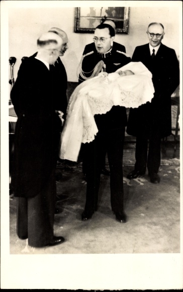 PC Prince Bernhard of the Netherlands, baptism of Princess Marijke, Beel, van Blokland, Soestdijk 1947