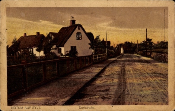 Ak Keitum op Sylt, dorpsstraat, huizen, straatbeeld, avondsfeer