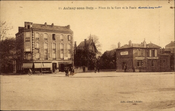 KP Aulnay sous Bois Seine Saint Denis, Place de la Gare, Poste
