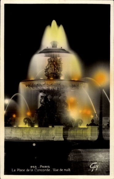 CPA Parijs VIII, Place de la Concorde, Vue de nuit