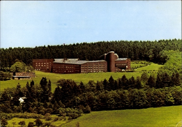 Ak Olpe in Sauerland Westfalen, Biggesee, moederhuis van de Zusters Franciscanessen