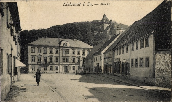 PC Liebstadt in the Ore Mountains, lot at the market, monument
