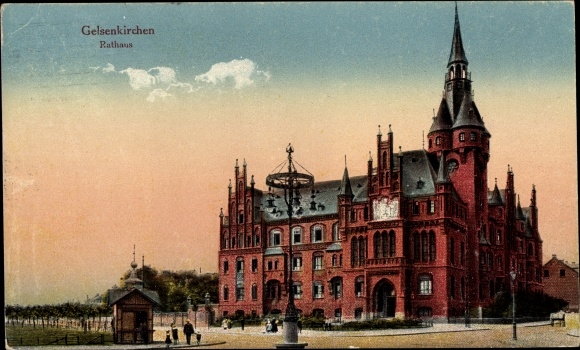 Postcard Gelsenkirchen in the Ruhr area, town hall, street lamp
