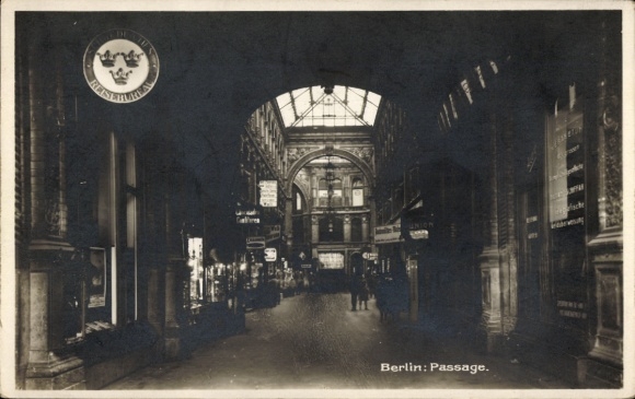 Postcard Berlin Mitte, Passage