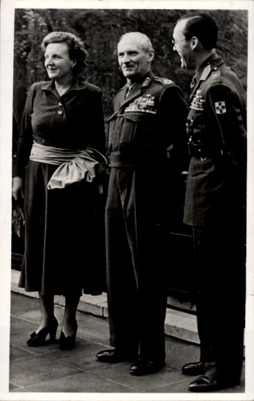 PC Juliana of the Netherlands, Prince Bernhard, Veldmaarschalk Bernard Montgomery, Paleis Soestdijk 1948