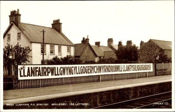 Postcard Anglesey Wales, Llanfair PG Station