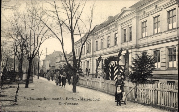 Ansichtkaart Berlijn Tempelhof Mariendorf, distributiecommando, Dorfstraße