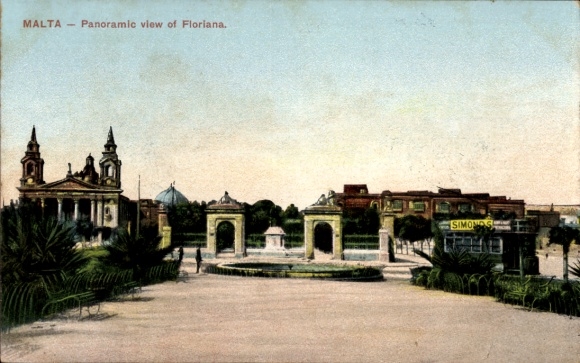 Postcard Floriana Malta, panoramic view of Floriana, buildings, fountains, green area