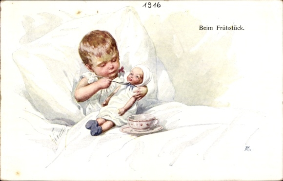Künstler Ak Feiertag, K., Kind im Bett gibt seiner Puppe Essen, Tasse