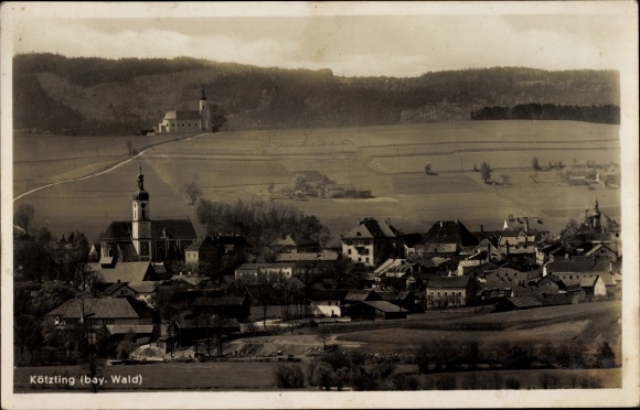 Ak Bad Kötzting im Bayerischen Wald, Blick auf den Ort mit Umgebung