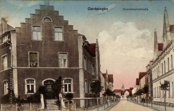 KP Gardelegen w Altmark, Bornemannstraße, domy, ulica