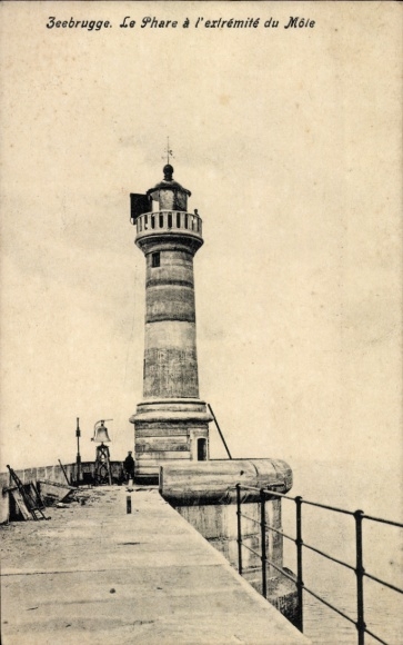 Postcard Zeebrugge West Flanders, lighthouse