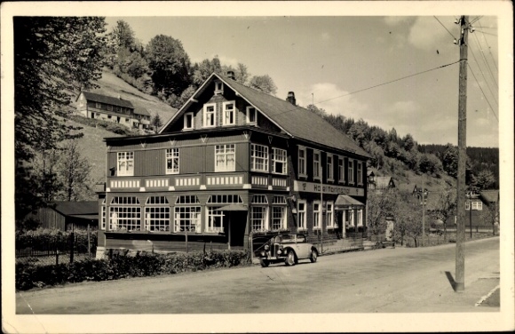 Photo Postcard Katzhütte in Schwarzatal Thuringia, Hotel Martinshof, Car