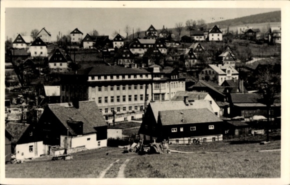Ak Seiffen im Erzgebirge, Gesamtansicht, Heimat- und Spielzeugmuseum