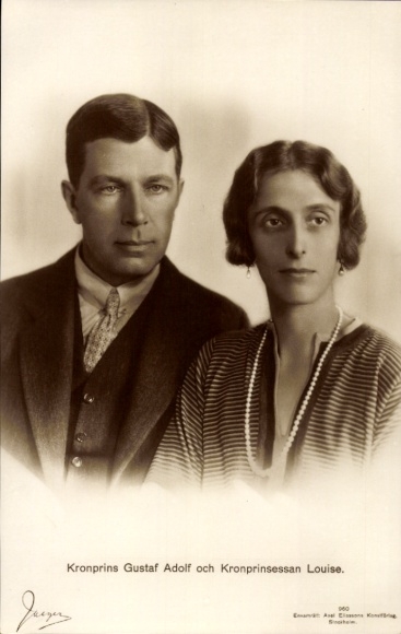 Postcard Crown Prince Gustav Adolf, Crown Princess Louise of Sweden, Louise Mountbatten, portrait