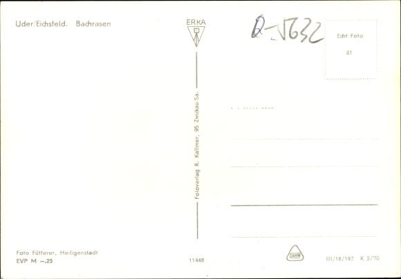 KP Uder im Eichsfeld Turyngia, trawnik przy strumieniu, fragment ulicy