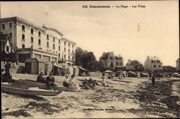 PC Concarneau Finistère, beach view, bathers, beach houses, hotel