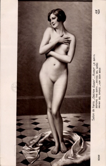 Artist CPA Guedy, G., Avant le Bain