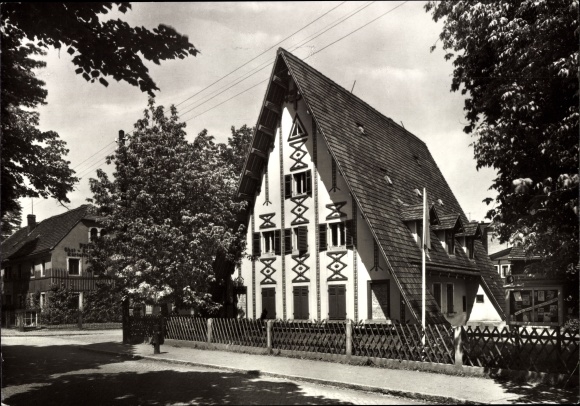 Postcard Dresden Kleinzschachwitz, Putjatin house, cultural center