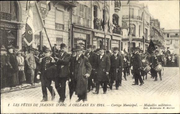 PC Orléans Loiret, Les Fetes de Jeanne d'Arc 1914, Cortege Municipal, Medailles militaires