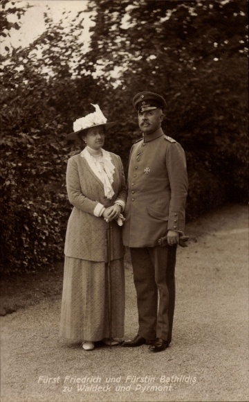 Ak Fürst Friedrich und Fürstin Bathildis zu Waldeck und Pyrmont