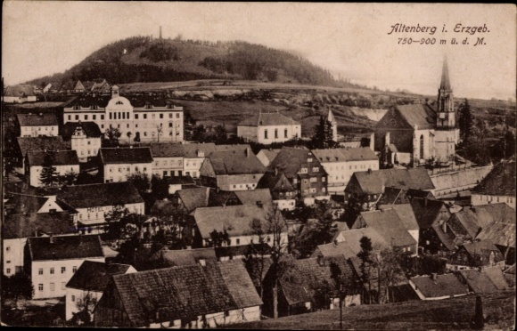 Ak Altenberg im Erzgebirge, Stadtansicht, Kirche, Berge,  Architektur, 