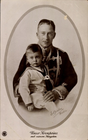 Ak Kronprinz Wilhelm von Preußen mit Sohn, Husarenuniform