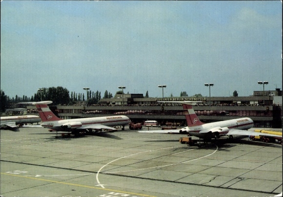 Postcard Schönefeld near Berlin, Airport, Interflug DDR 3EC, passenger aircraft